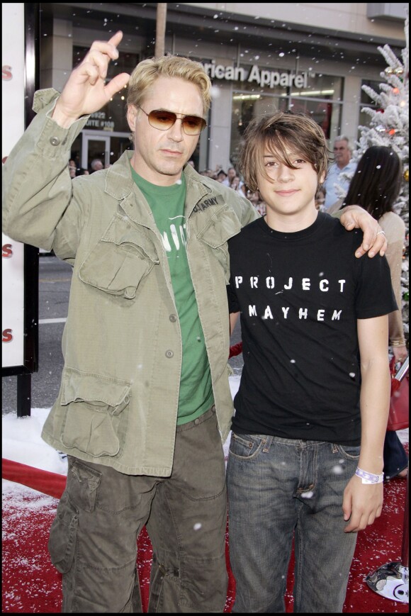Robert Downey Jr. et son fils Indio à Hollywood le 3 novembre 2007