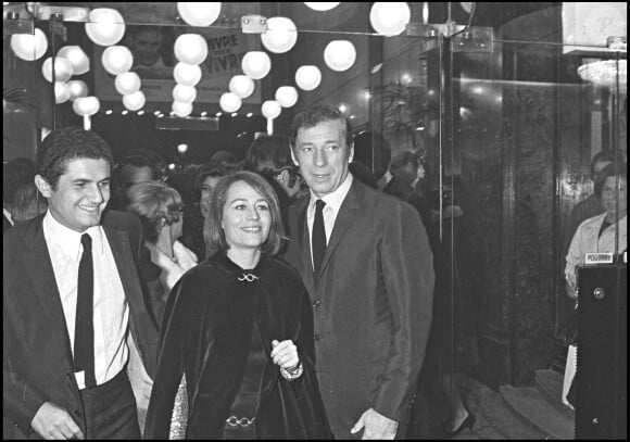 Claude Lelouch, Annie Girardot et Yves Montand lors de la 22e nuit du cinéma à Paris en 1967