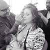 Alyssa Milano allaite sa fille, le 7 novembre 2014