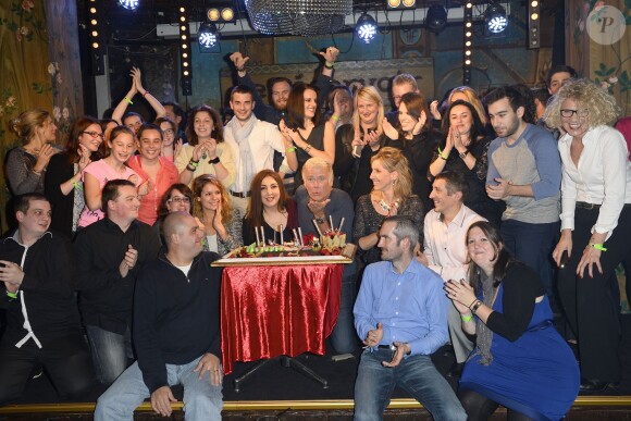 Semi-Exclusif - Franck Dubosc fête son anniversaire avec ses amis et ses fans au "Réservoir" à Paris, le 7 novembre 2014.