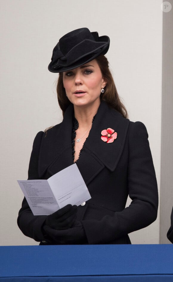 Kate Middleton lors de la célébration du remembrance sunday le  novembre 2014 au Cénotaphe de Whitehall, à Londres.