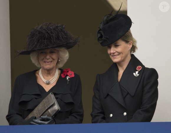 Camilla Parker Bowles et Sophie de Wessex lors de la célébration du remembrance sunday le  novembre 2014 au Cénotaphe de Whitehall, à Londres.