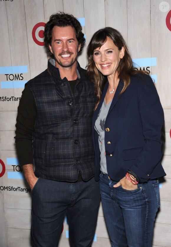 Blake Mycoskie et Jennifer Garner assistent à la soirée de lancement de la collection TOMS for Target à Culver City. Le 12 novembre 2014.