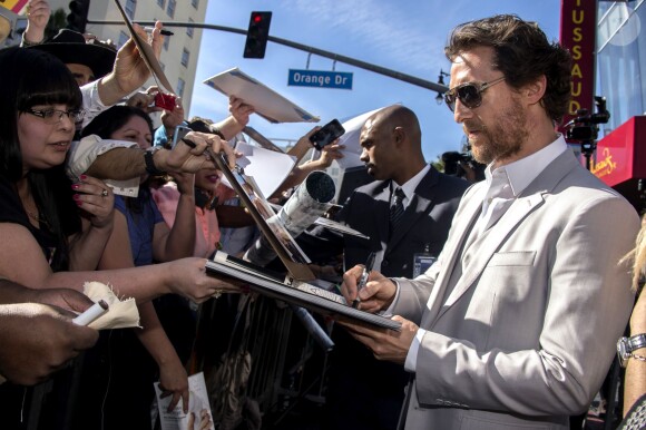 Matthew McConaughey reçoit son étoile sur le Hollywood Walk of Fame à Los Angeles, le 17 novembre 2014.