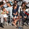 Matthew McConaughey, Camila Alves et leurs enfants sur le Hollywood Walk of Fame à Los Angeles, le 17 novembre 2014.