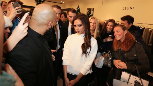 Victoria Beckham : Stylée, elle poursuit son aventure mode