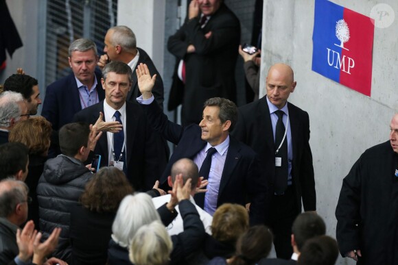 Frédéric Péchenard et Nicolas Sarkozy lors du meeting de ce dernier à Boulogne-Billancourt le 25 novembre 2014