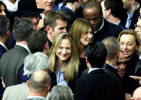 Carla Bruni-Sarkozy et Consuelo Remmert lors du meeting de Nicolas Sakozy à Boulogne-Billancourt le 25 septembre 2014