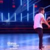 Rayane Bensetti et Denitsa Ikonomova pour un jive endiablé dans la finale de Danse avec les stars 5 sur TF1, le samedi 29 novembre 2014