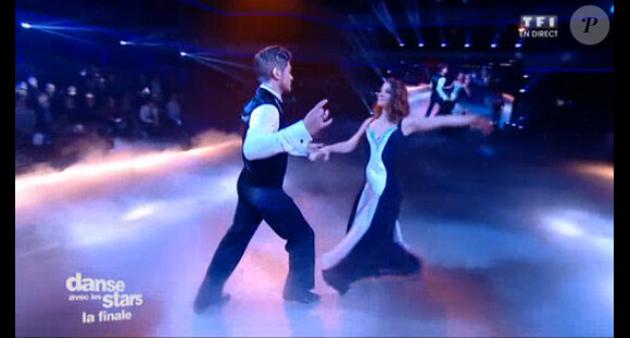 Rayane Bensetti et Denitsa Ikonomova dans Danse avec les stars 5, la finale, sur TF1, le samedi 29 novembre 2014