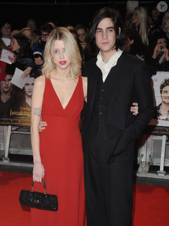 Peaches Geldof et son mari Tom Cohen à l'avant-première du film Twilight "Breaking Dawn 2" à Londres, le 14 novembre 2012.