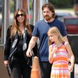 Exclusif - Christian Bale, sa femme Sibi Blazic enceinte et leur fille Emmeline vont déjeuner au restaurant à Brentwood, le 26 juin 2014.