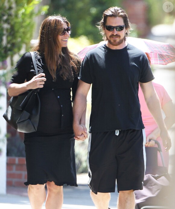 Exclusif - Christian Bale et sa femme Sibi Blazic enceinte sortent de chez le médecin à Santa Monica, le 20 mai 2014.