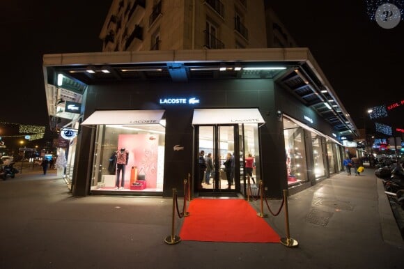 Exclusif - La nouvelle boutique Lacoste située Rue de Sèvres, à Paris. Le 2 décembre 2014.
