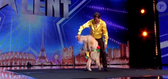 José et son merengue dog - "La France a un incroyable talent 2015" sur M6. Episode 1 diffusé le 9 décembre 2014.