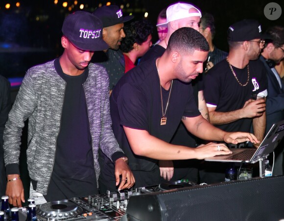 Future the Prince et Drake à la PPP Muzik Mansion à Miami. Le 6 décembre 2014.