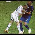 Coup de boule de Zinédine Zidane lors de la finale de la coupe du monde 2006 contre l'Italie.