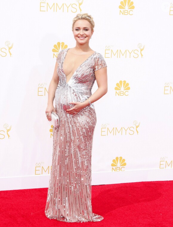 Hayden Panettiere, enceinte d'une petite fille, lors des 66e Emmy Awards le 25 août 2014 à Los Angeles.
