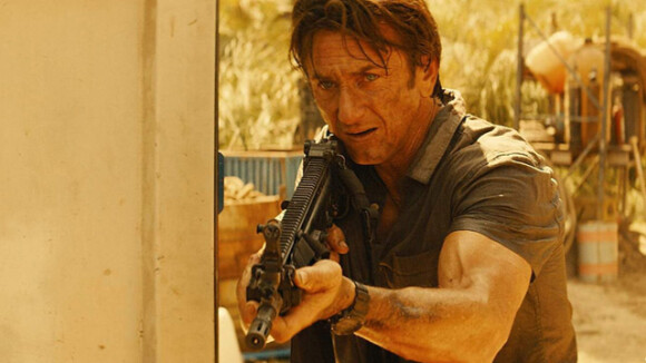 Sean Penn : L'amoureux de Charlize Theron joue les durs à cuire dans Gunman