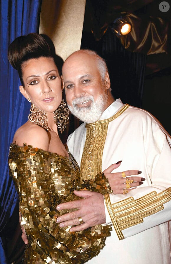Céline Dion et René Angélil renouvellement leurs voeux de mariage au Caesar Palace de Las Vegas, le 5 janvier 2000.