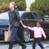 Exclusif - Charlize Theron se rend à la pharmacie avec son fils Jackson à West Hollywood, le 16 décembre 2014