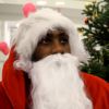 Teddy Riner avait passé le costume du père Noël pour les enfants de l'Institut Imagine, à Paris le 17 décembre 2014