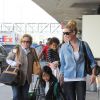 Katherine Heigl avec ses filles Adelaide and Nancy, sa mère Nancy et la nounou au LAX, Calabasas, Los Angeles, le 17 décembre 2014.