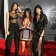 Kim Kardashian, Kendall Jenner et Kylie Jenner arrivant à la cérémonie des MTV Video Music Awards 2014 à Inglewood, le 24 août 2014.