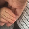 Kourtney Kardashian a posté une photo de son troisième enfant et en a révélé le prénom sur Instagram. Décembre 2014.