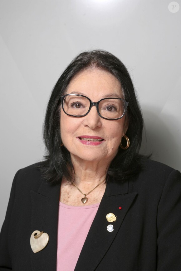 Portrait de Nana Mouskouri en Février 2014