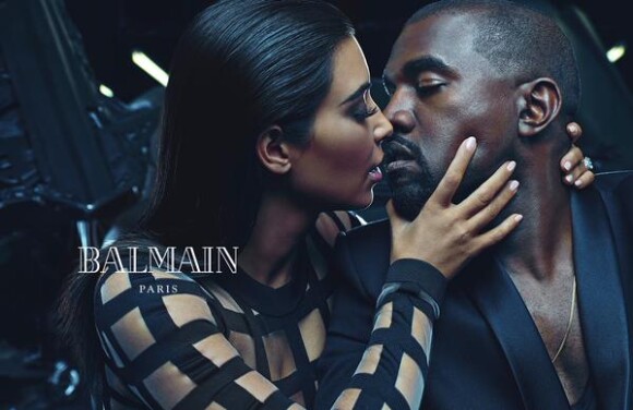Kim Kardashian et son mari Kanye West apparaîssent sur une nouvelle campagne publicitaire de Balmain. Décembre 2014.