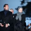 Le prince Haakon et la princesse Mette-Marit de Norvège ont commémoré le 26 décembre 2014 le 10e anniversaire du tsunami en allant se recueillir se recueillir devant la sculpture Interferens érigée sur le littoral de la péninsule Bygdøy, à Oslo, en mémoire de leurs 84 compatriotes disparus et de toutes les autres victimes. 