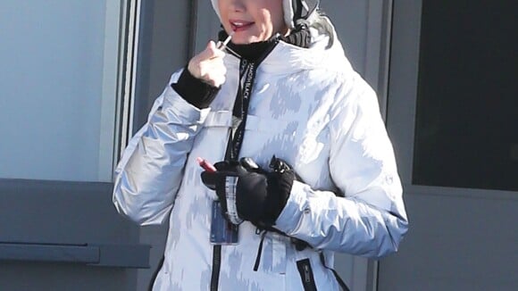 Gwen Stefani : Stylée au ski avec ses hommes, elle ne perd pas le nord...