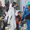 Gwen Stefani, son mari Gavin Rossdale et leurs enfants Zuma et Kingston font du ski en famille au Mammoth Mountain Resort à Mammoth, le 29 décembre 2014. 