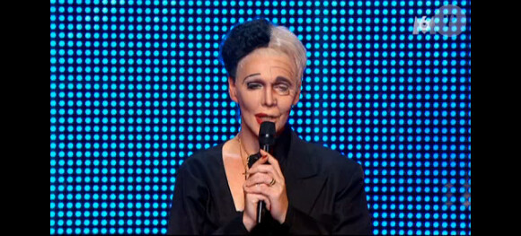 Ludivine Valandro dans Incroyable Talent sur M6, le mardi 30 décembre 2014.