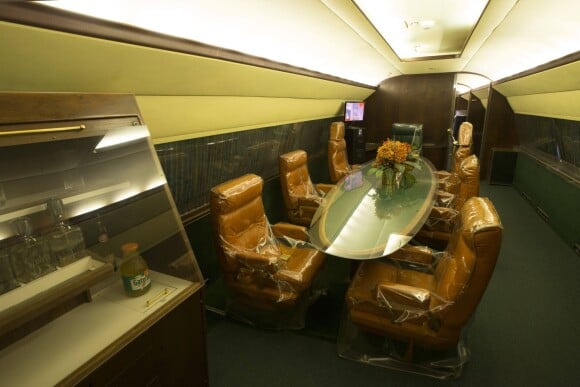 L'intérieur du jet "Lisa Marie" ayant appartenu à Elvis Presley à Graceland à Memphis, le 2 janvier 2015.