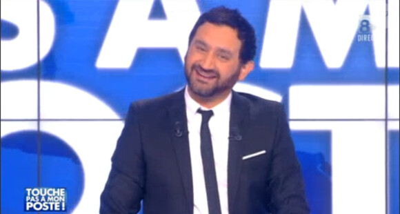 Cyril Hanouna présente Touche pas à mon poste sur D8, le lundi 5 janvier 2015.