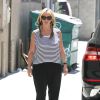 Jennifer Love Hewitt fait du shopping dans les rues de Santa Monica. L'actrice semble avoir énormément grossi suite à sa dernière grossesse, le 15 mai 2014 