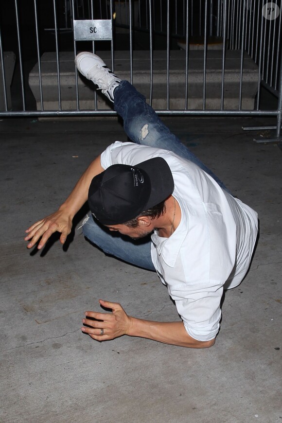 Exclusive - Le mari de Josh Duhamel se rend au Staples Centers pour le match des Lakers contre les Clippers le 7 janvier 2015