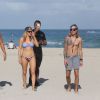 Ellie Goulding, son compagnon Dougie Poynter et leur ami Craig David en vacances à Miami à la plage le 5 janvier 2015 