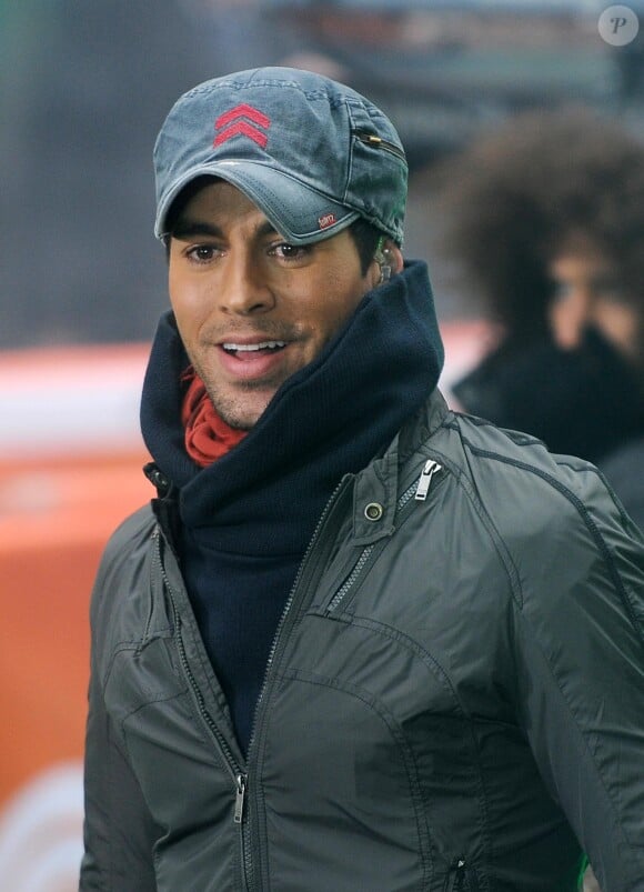 Enrique Iglesias en concert dans le Today Show à New York, le 17 mars 2014.