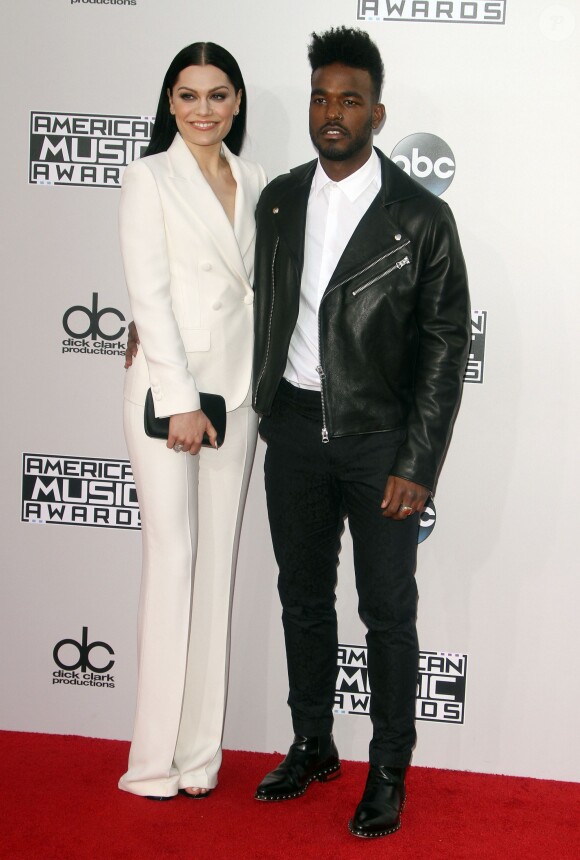 Jessie J et Luke James à la Soirée "American Music Award" à Los Angeles le 23 novembre 2014.  