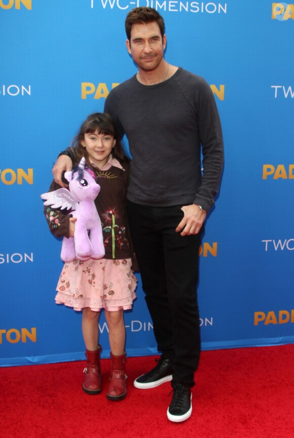 Dylan McDermott et sa fille à la Première du film "Paddington" au Chinese Theatre à Hollywood. Le 10 janvier 2015