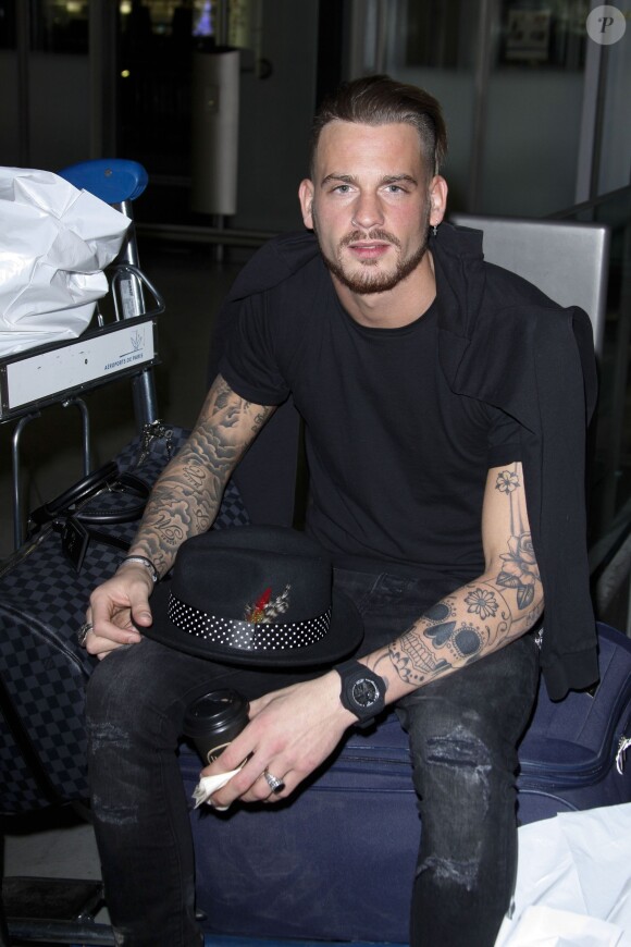 Raphael - Départs des "Anges de la Télé Réalité 7" pour le Brésil le samedi 10 et le dimanche 11 janvier. 11/01/2015 - Paris