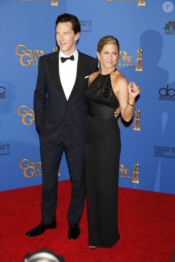 Benedioct Cumberbatch et Jennifer Aniston à la Pressroom lors de la 72ème cérémonie annuelle des Golden Globe Awards à Beverly Hills, le 11 janvier 2015. 