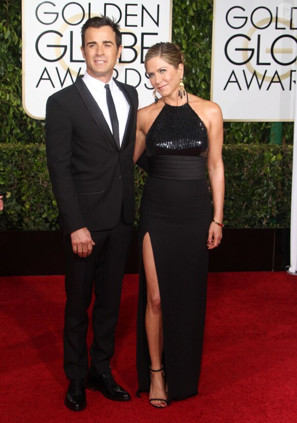 Jennifer Aniston et son fiancé Justin Theroux lors de la La 72ème cérémonie annuelle des Golden Globe Awards à Beverly Hills, le 11 janvier 2015.