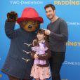 Dylan McDermott et sa fille - Première du film "Paddington" au Chinese Theatre à Hollywood. Le 10 janvier 2015