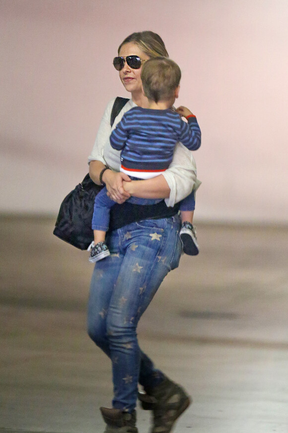 Sarah Michelle Gellar et son fils Rocky à Brentwood, Los Angeles, le 14 janvier 2015