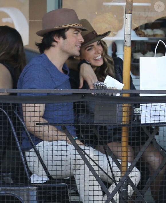 Ian Somerhalder et sa petite amie Nikki Reed vont déjeuner au restaurant avec des amis à West Hollywood, le 7 septembre 2014.