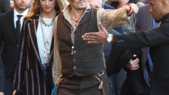 Johnny Depp : Dandy négligé soutenu par sa divine fiancée Amber Heard